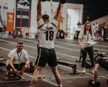 Tenue pour la course HYROX : comment s'habiller pour performer sans gêne ?